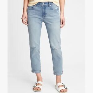 GAP Lightwash Distressed Girlfriend Jeans Size 29 Tall
